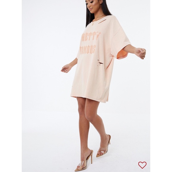 PRETTY FAMOUS DISTRESSED T-SHIRT DRESS - Picture 3 of 4